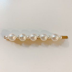Faux Pearl Hair Clip